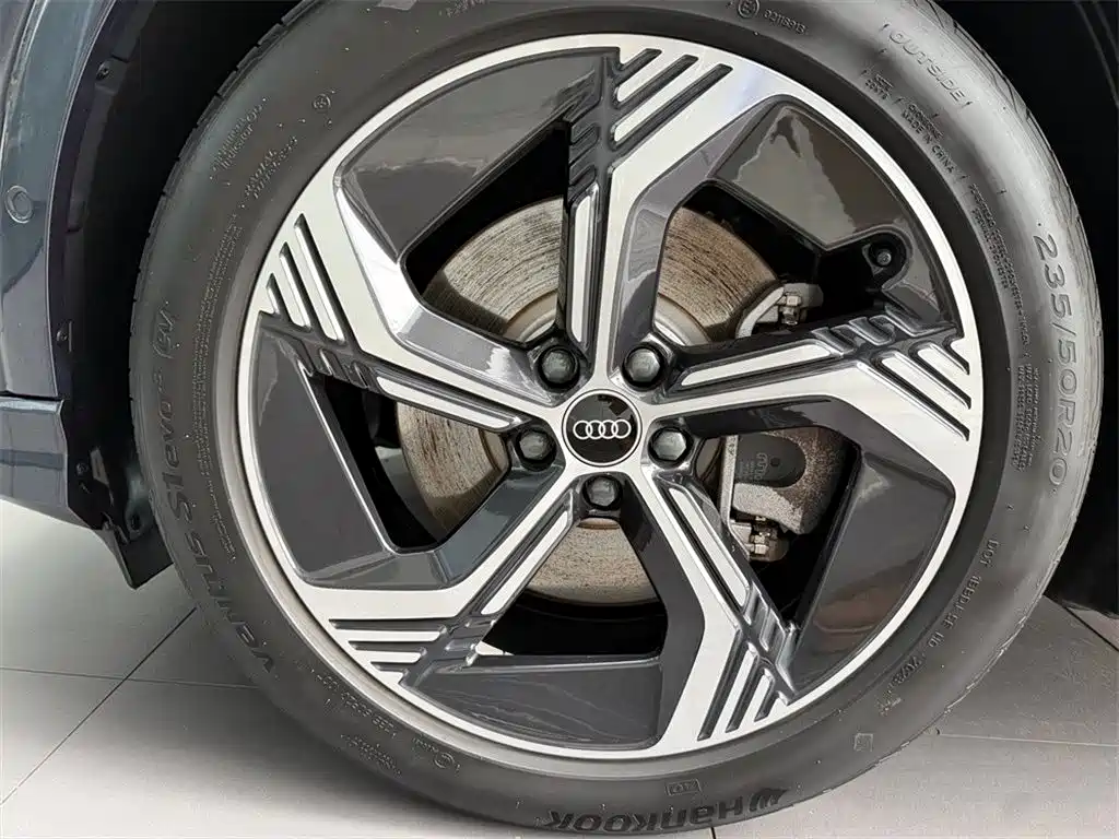 Audi Audi Q4 e-tron 2023 40 e-tron Premium Plus 2023 - thumbnail 13