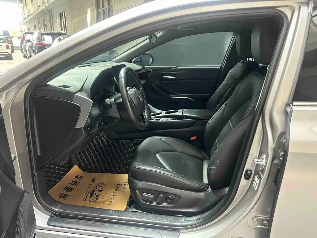 Toyota Toyota Avalon 2023 2.0L Luxury Edition 2024 - thumbnail 5