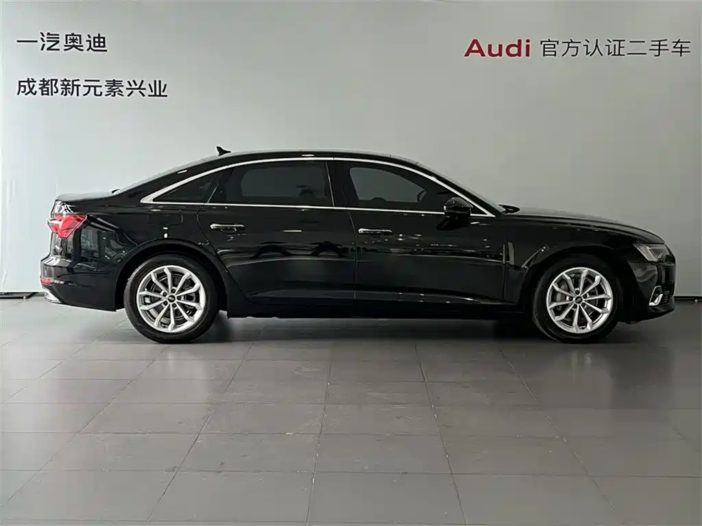 Audi Audi A6L 2023 Facelift 40 TFSI Luxury Elegant Model 2023 - thumbnail 3