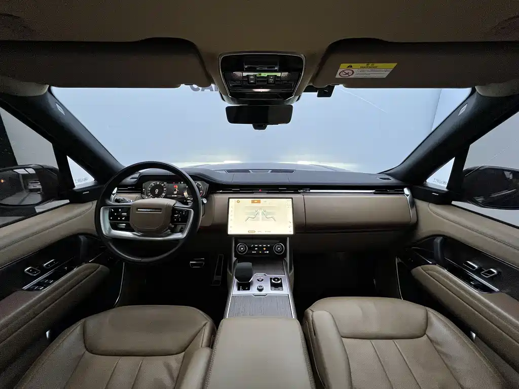 Land Rover Range Rover 2023 3.0 L6 360PS Vogue Edition 2023 - thumbnail 23
