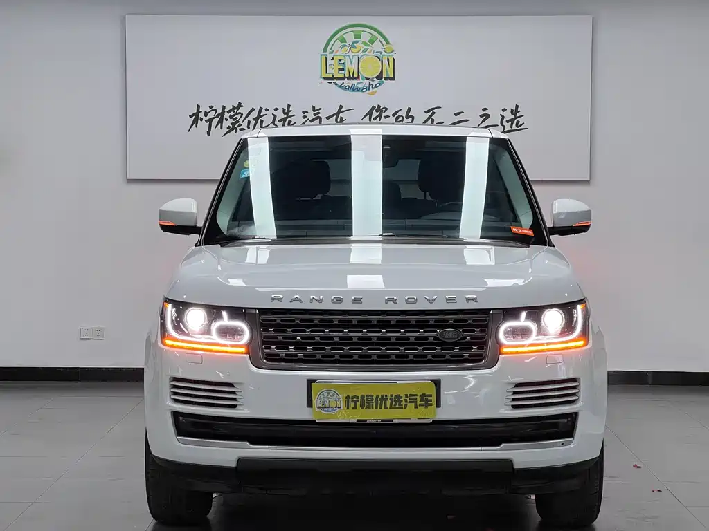 Land Rover Range Rover 2015 3.0 TDV6 Vogue 2018 - thumbnail 2