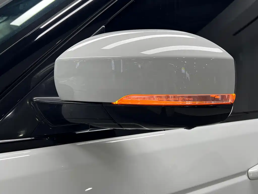 Land Rover Range Rover 2015 3.0 TDV6 Vogue 2018 - thumbnail 6