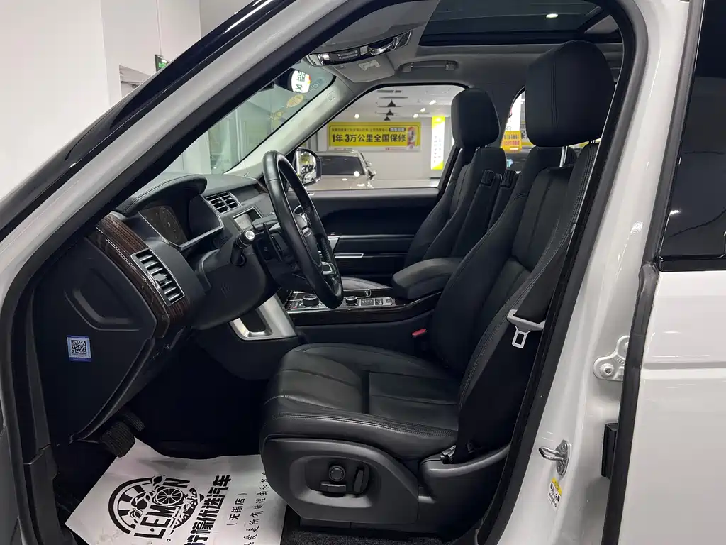Land Rover Range Rover 2015 3.0 TDV6 Vogue 2018 - thumbnail 23