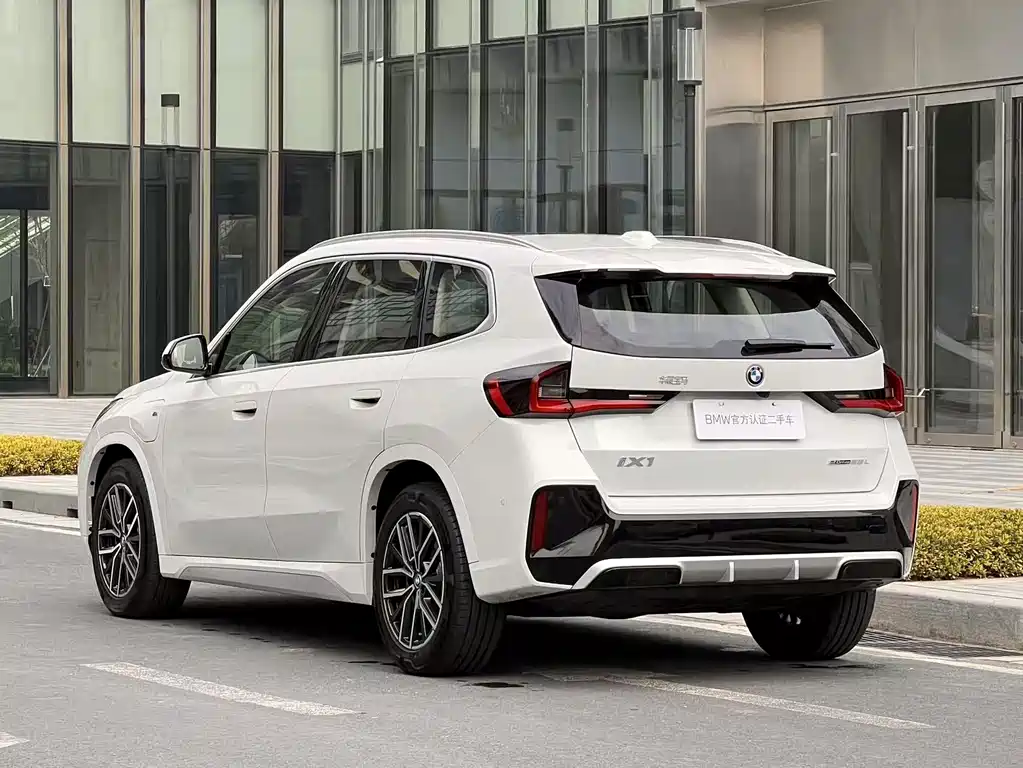 BMW BMW iX1 2023 eDrive25L M Sport Package 2025 - thumbnail 6