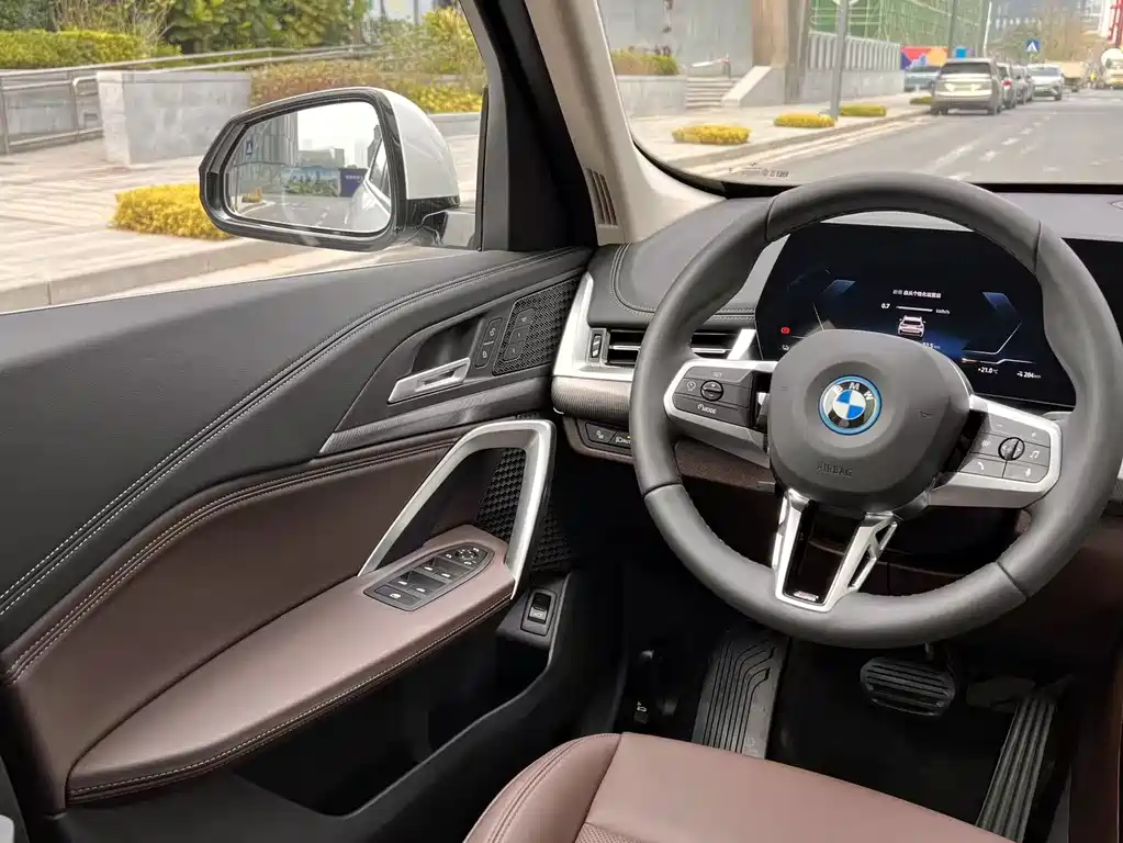 BMW BMW iX1 2023 eDrive25L M Sport Package 2025 - thumbnail 20