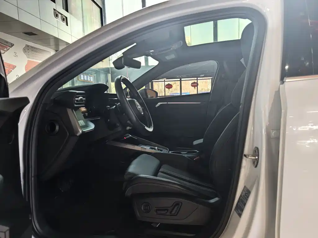 Audi Audi A3 2024 A3L Limousine 35 TFSI Sport Edition 2024 - thumbnail 5