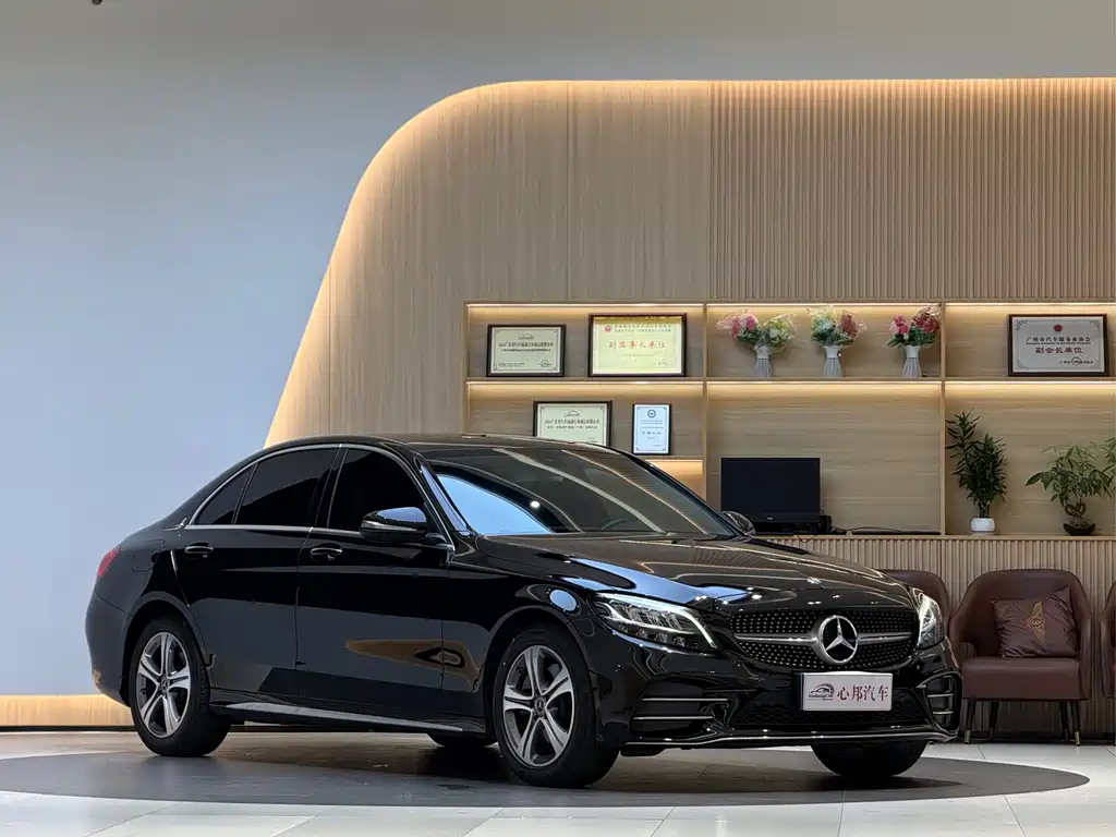 Mercedes-Benz Mercedes-Benz C-Class 2020 C 260 L Sport Edition 2020 - thumbnail 3