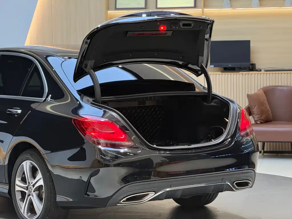 Mercedes-Benz Mercedes-Benz C-Class 2020 C 260 L Sport Edition 2020 - thumbnail 26