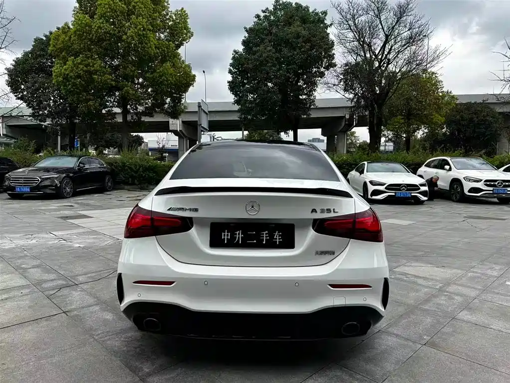 Mercedes-Benz Mercedes-Benz A-Class AMG 2024 Model Year Facelift AMG A 35 L 4MATIC 2025 - thumbnail 7