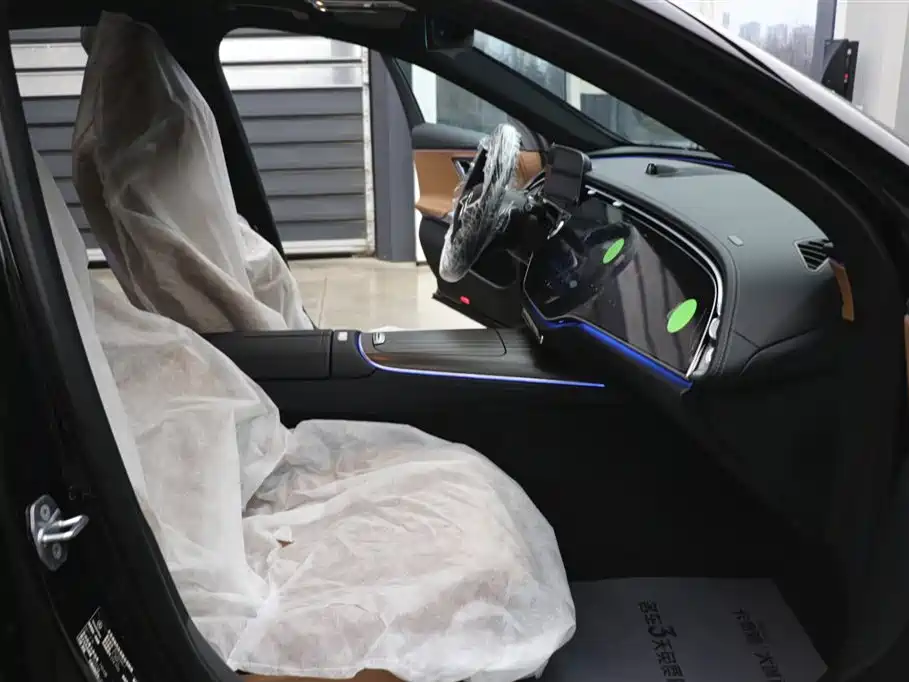 Mercedes-Benz Mercedes-Benz E-Class 2026 E 300 L Luxury Edition 2026 - thumbnail 22