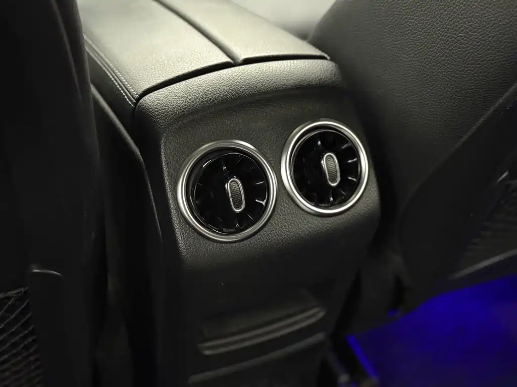 Mercedes-Benz Mercedes-Benz GLB 2021 GLB 200 Dynamic 2021 - thumbnail 10