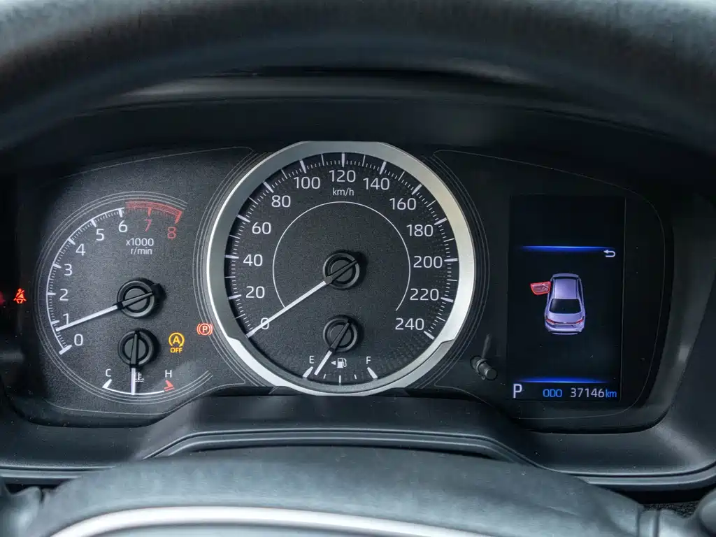 Toyota Toyota Corolla 2021 185T CVT Luxury Edition 2021 - thumbnail 15