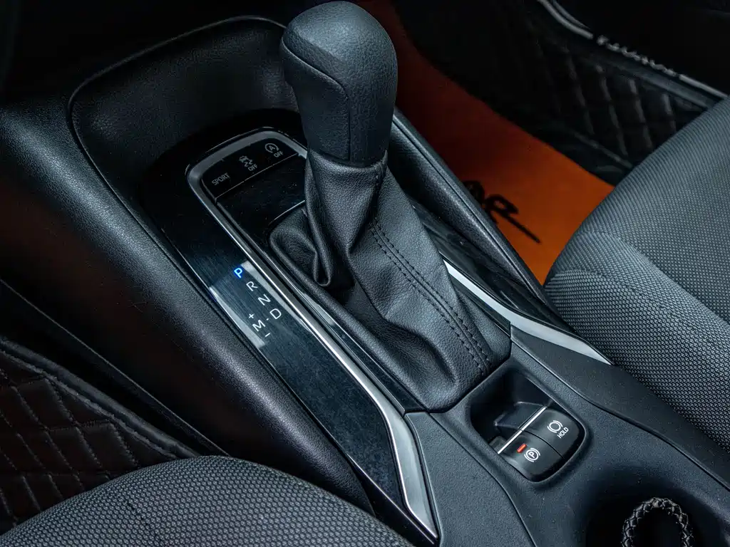 Toyota Toyota Corolla 2021 185T CVT Luxury Edition 2021 - thumbnail 17