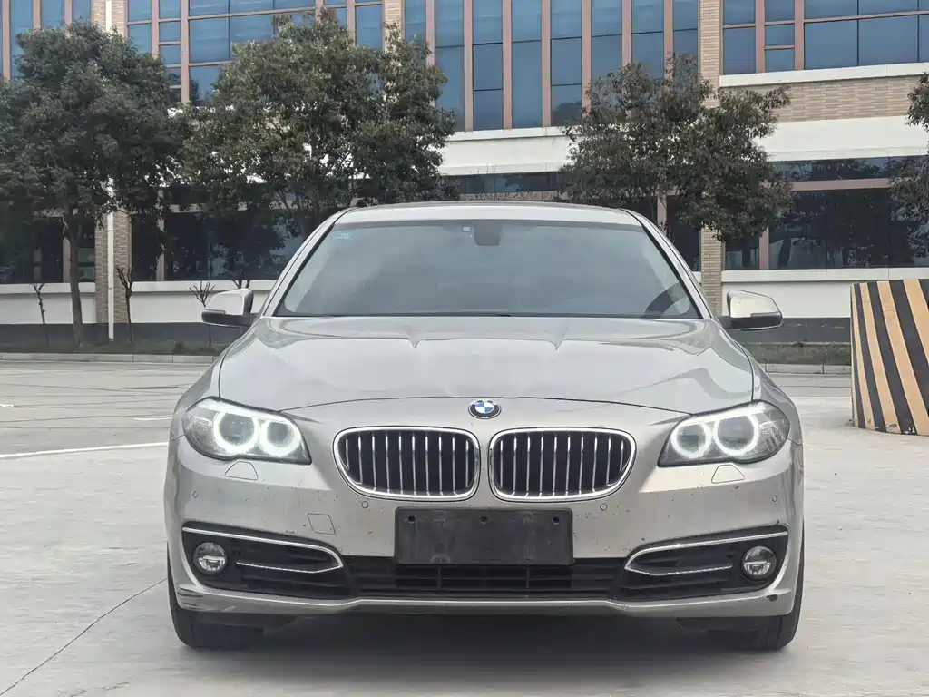 BMW BMW 5 Series 2014 525Li Luxury Design Package 2015 - thumbnail 2