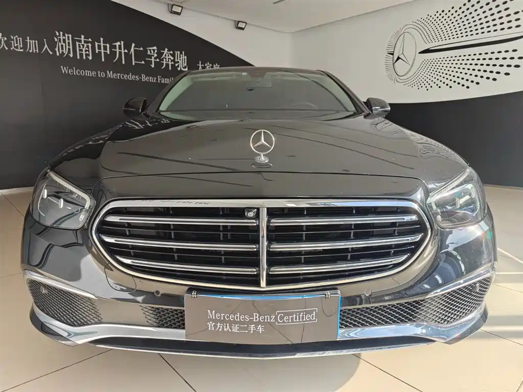 Mercedes-Benz Mercedes-Benz E-Class 2023 Model Year Facelift E 300 L Fashion Edition 2023 - thumbnail 2