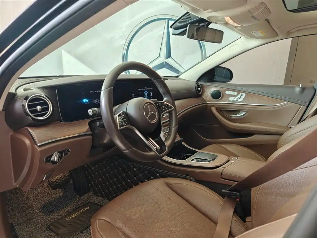 Mercedes-Benz Mercedes-Benz E-Class 2023 Model Year Facelift E 300 L Fashion Edition 2023 - thumbnail 9
