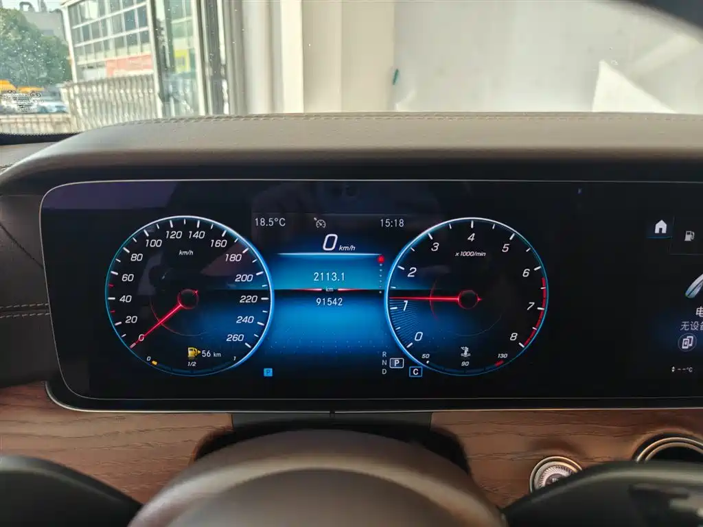 Mercedes-Benz Mercedes-Benz E-Class 2023 Model Year Facelift E 300 L Fashion Edition 2023 - thumbnail 10