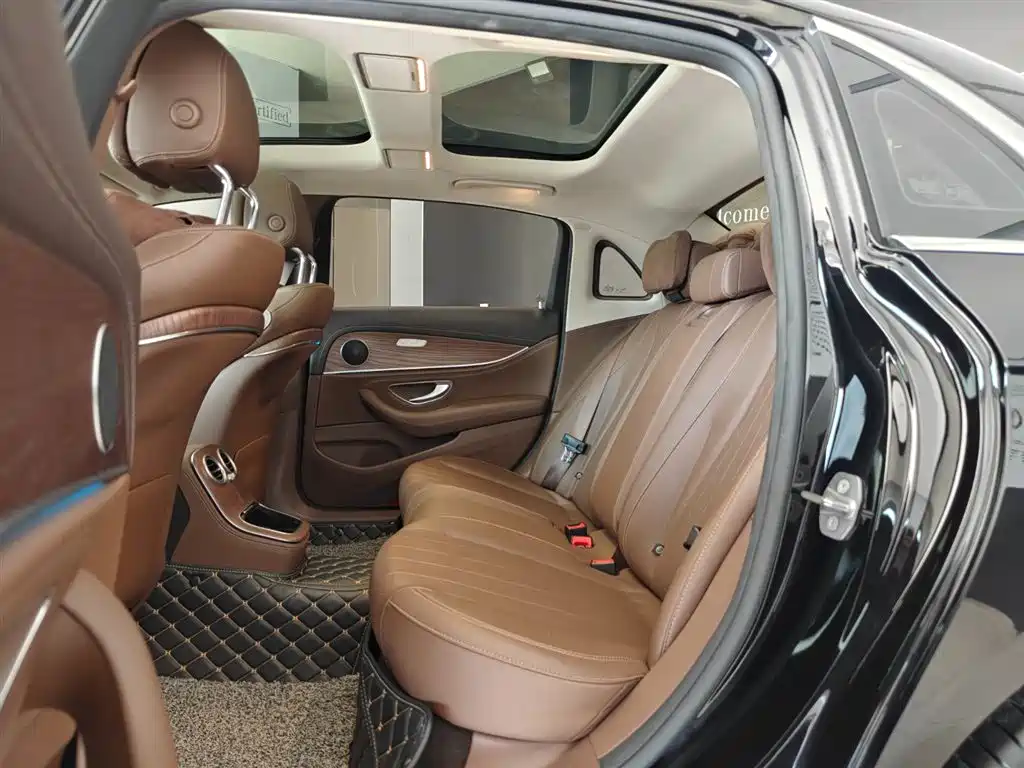 Mercedes-Benz Mercedes-Benz E-Class 2023 Model Year Facelift E 300 L Fashion Edition 2023 - thumbnail 12