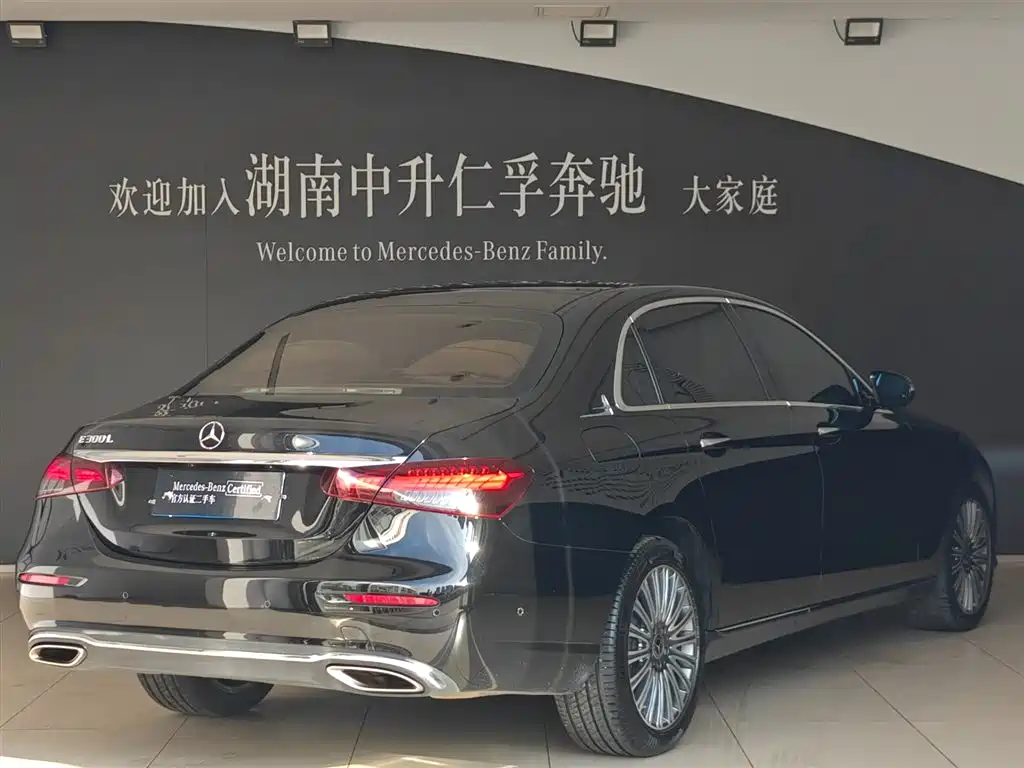 Mercedes-Benz Mercedes-Benz E-Class 2023 Model Year Facelift E 300 L Fashion Edition 2023 - thumbnail 17