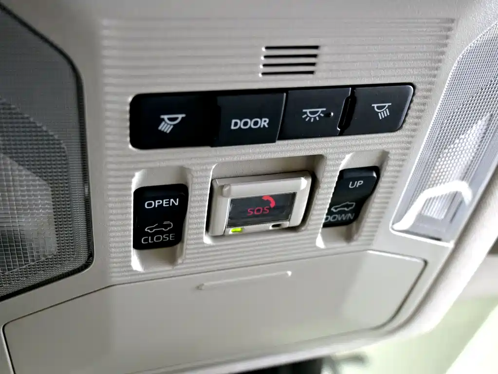 Toyota Venza 2022 2.0L CVT AWD Luxury Edition 2022 - thumbnail 19