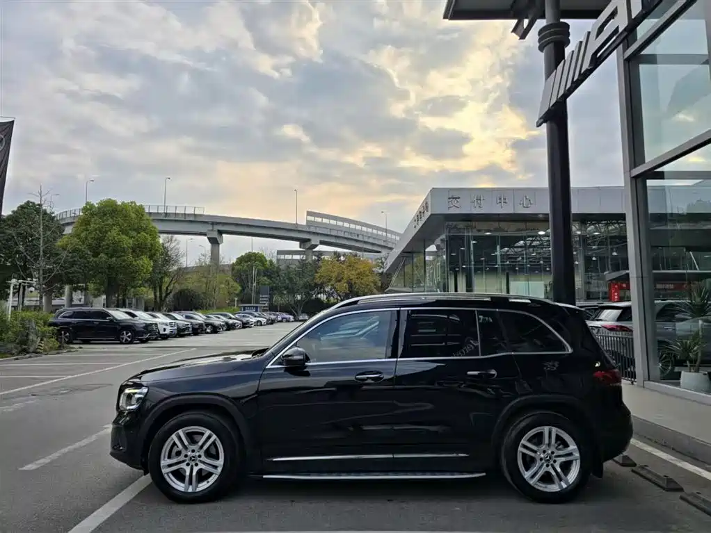 Mercedes-Benz Mercedes-Benz GLB 2022 GLB 220 Dynamic 2022 - thumbnail 6