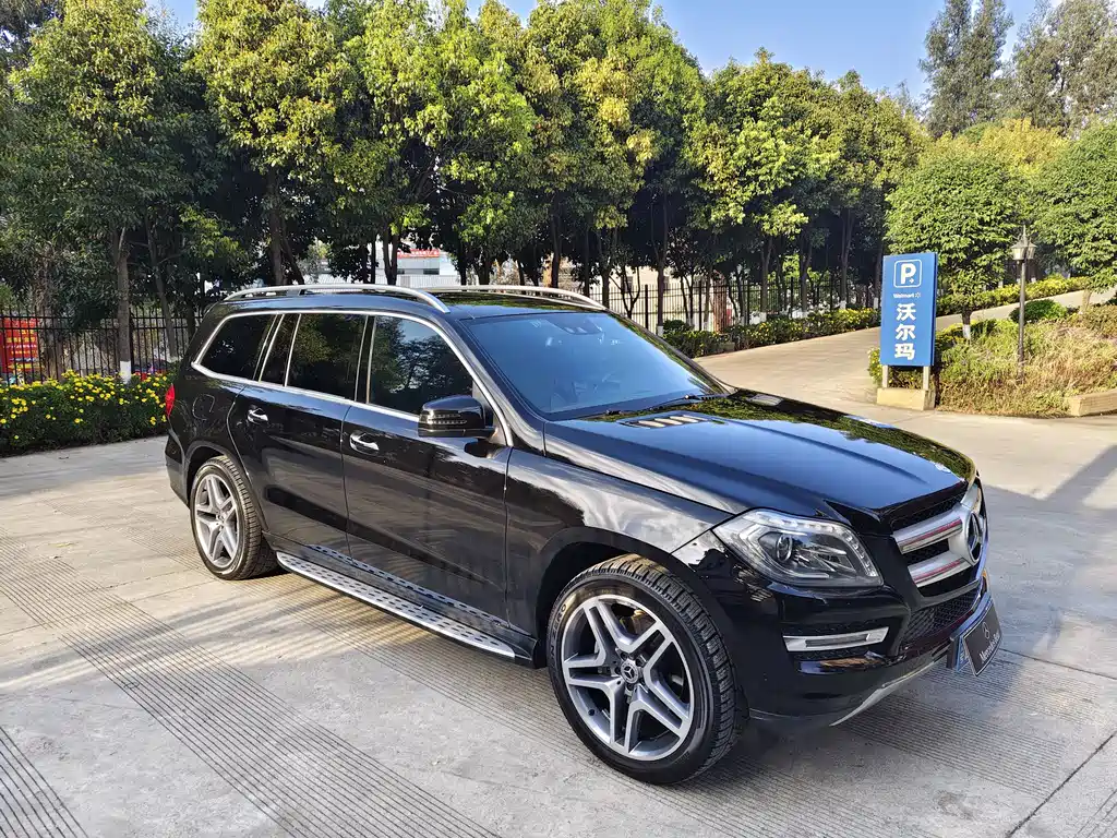 Mercedes-Benz Mercedes-Benz GL-Class 2014 GL 400 4MATIC Luxury Edition 2014 - thumbnail 3