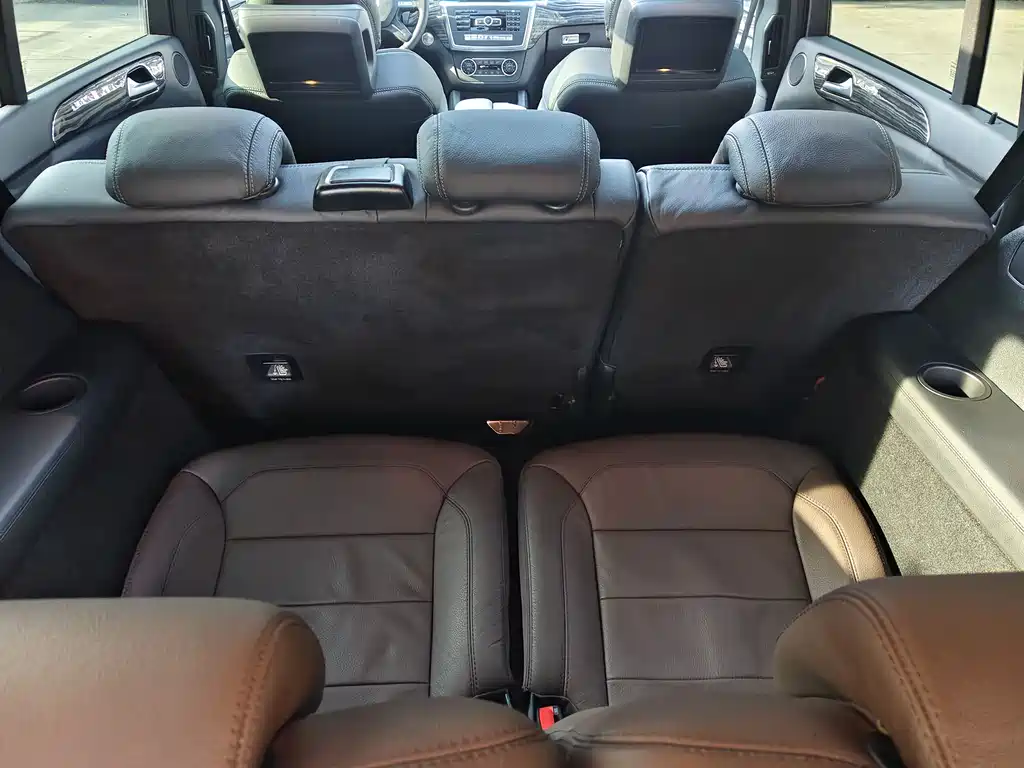 Mercedes-Benz Mercedes-Benz GL-Class 2014 GL 400 4MATIC Luxury Edition 2014 - thumbnail 12