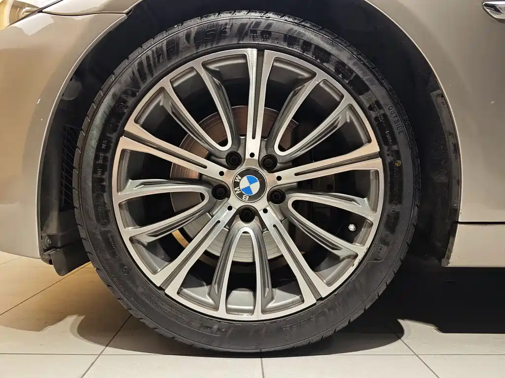 BMW BMW 5 Series Import 2013 535i M Sport Package 2013 - thumbnail 6