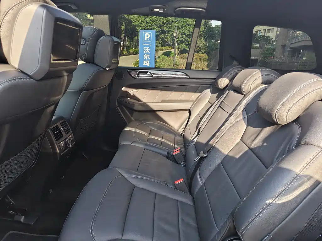 Mercedes-Benz Mercedes-Benz GL-Class 2014 GL 400 4MATIC Luxury Edition 2014 - thumbnail 17