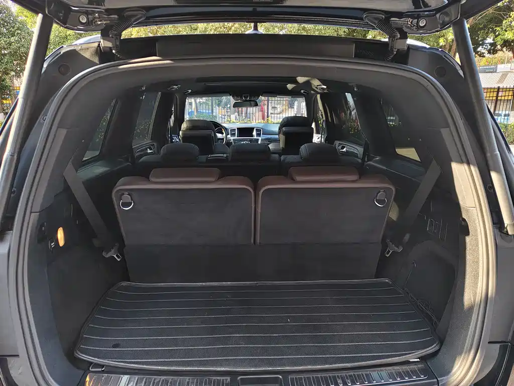 Mercedes-Benz Mercedes-Benz GL-Class 2014 GL 400 4MATIC Luxury Edition 2014 - thumbnail 27
