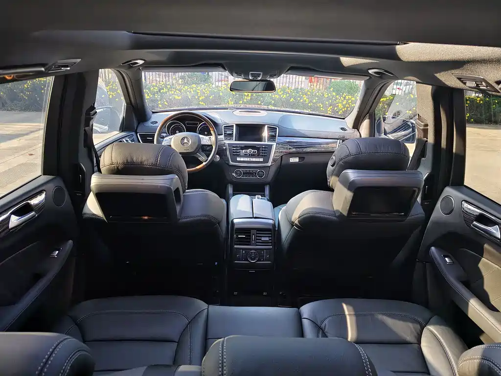 Mercedes-Benz Mercedes-Benz GL-Class 2014 GL 400 4MATIC Luxury Edition 2014 - thumbnail 29