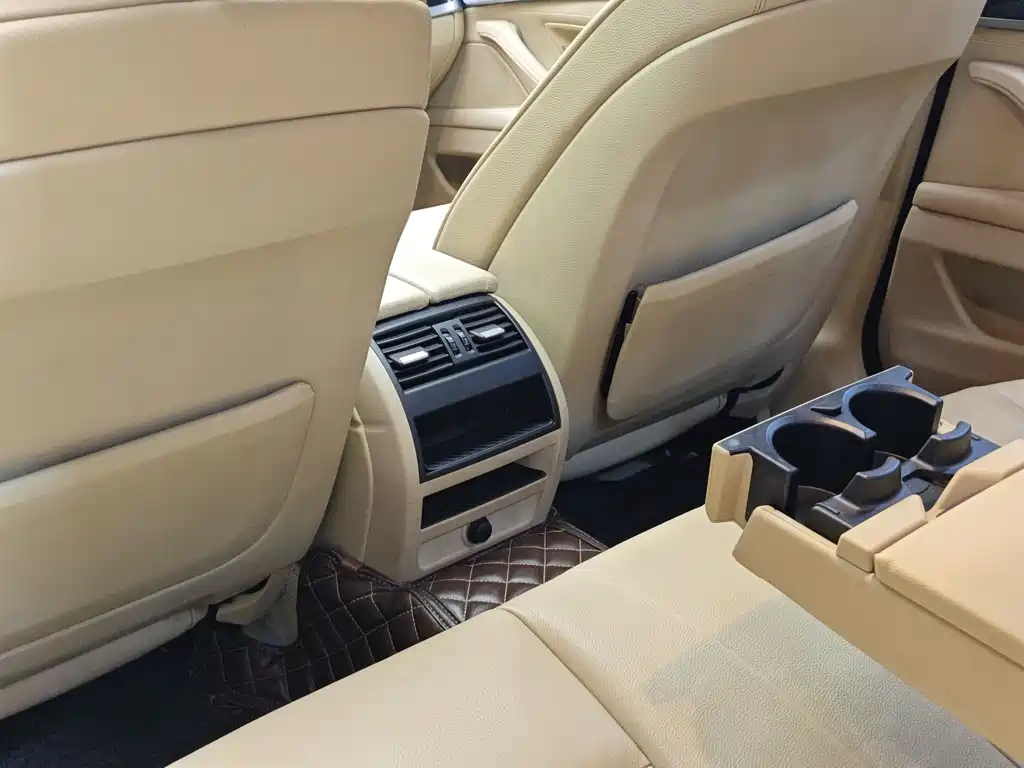 BMW BMW 5 Series Import 2013 535i M Sport Package 2013 - thumbnail 26