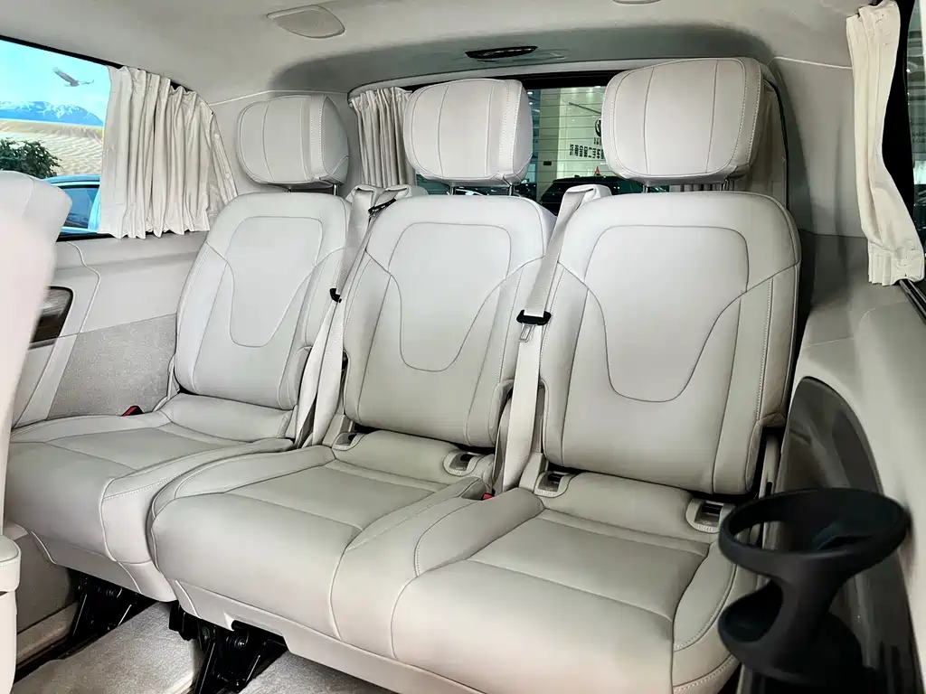 Mercedes-Benz Mercedes-Benz V-Class 2022 V 260 L Long Wheelbase Luxury Edition 2023 - thumbnail 11