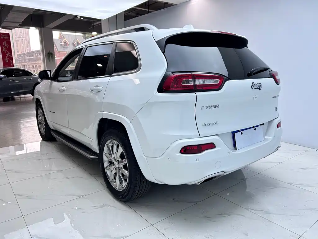 Jeep Jeep Cherokee 2017 2.4L Limited Edition 2018 - thumbnail 5