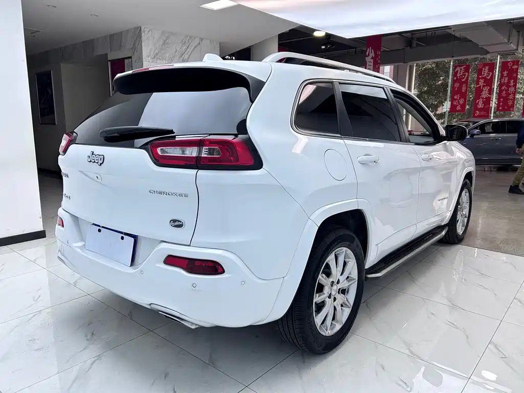 Jeep Jeep Cherokee 2017 2.4L Limited Edition 2018 - thumbnail 7