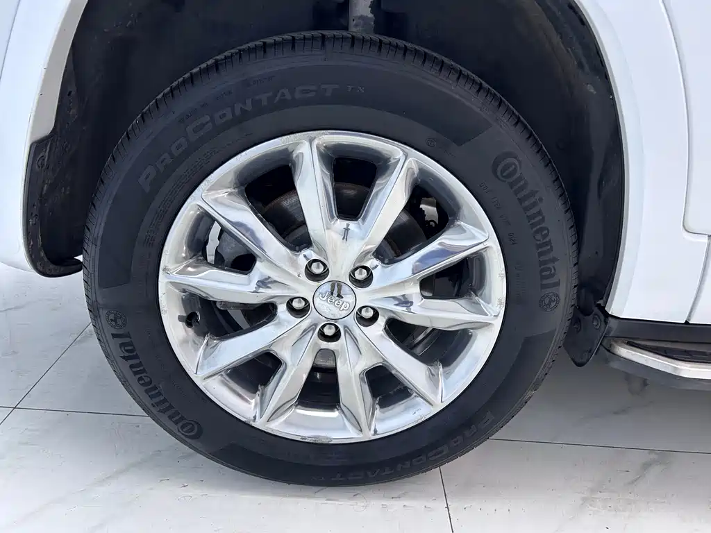Jeep Jeep Cherokee 2017 2.4L Limited Edition 2018 - thumbnail 24