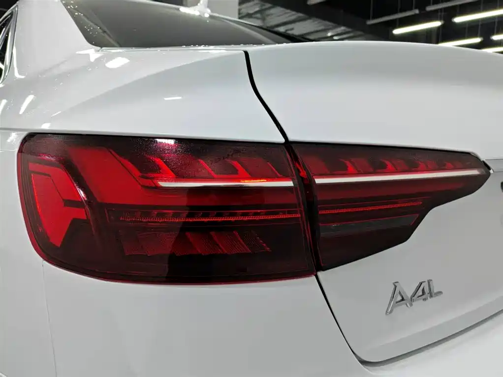 Audi Audi A4L 2022 40 TFSI Fashion Dynamic Edition 2022 - thumbnail 14