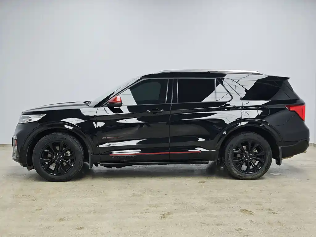 Ford Ford Explorer 2022 EcoBoost 285 AWD 30th Anniversary Edition 7-seater 2022 - thumbnail 3
