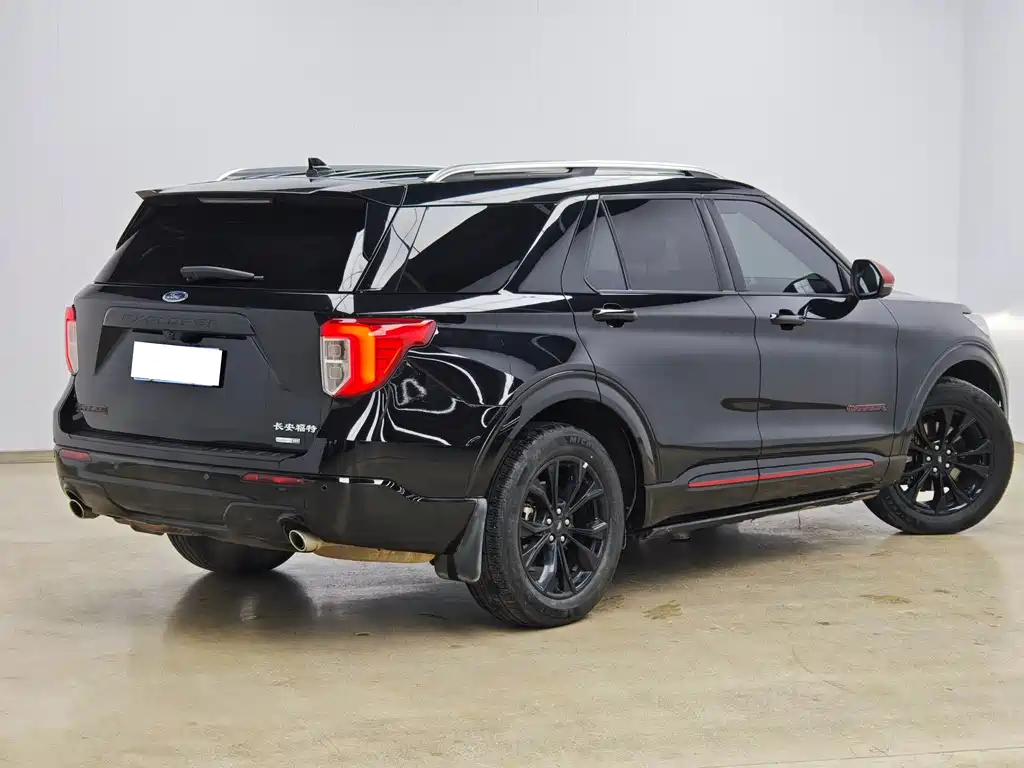 Ford Ford Explorer 2022 EcoBoost 285 AWD 30th Anniversary Edition 7-seater 2022 - thumbnail 4