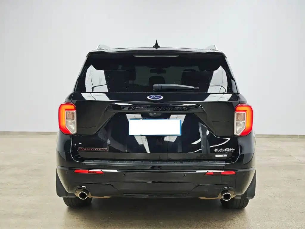 Ford Ford Explorer 2022 EcoBoost 285 AWD 30th Anniversary Edition 7-seater 2022 - thumbnail 5