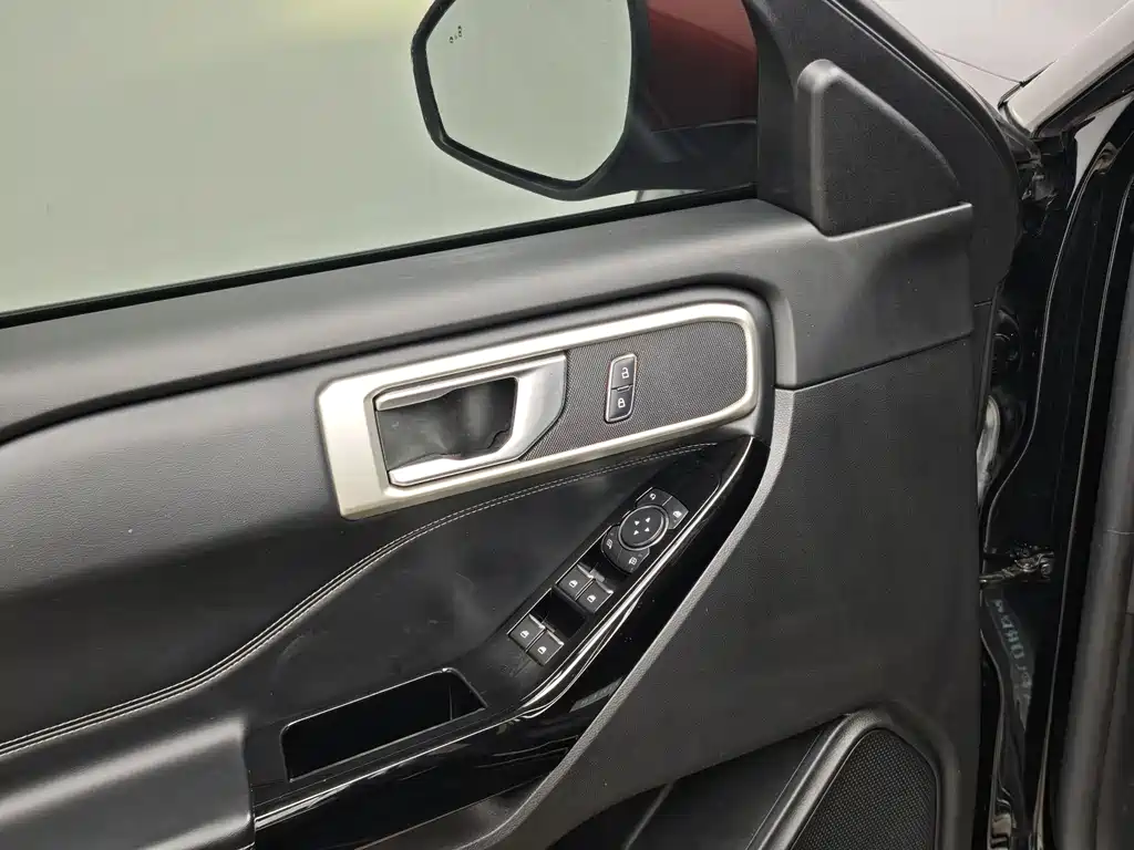 Ford Ford Explorer 2022 EcoBoost 285 AWD 30th Anniversary Edition 7-seater 2022 - thumbnail 11