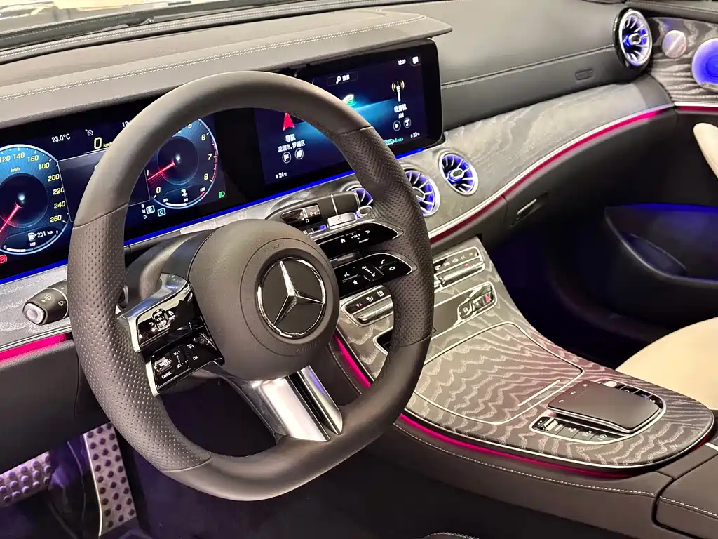 Mercedes-Benz Mercedes-Benz E-Class Coupe E 260 (2021 Model Year) 2022 - thumbnail 13