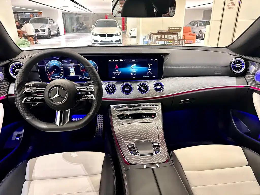 Mercedes-Benz Mercedes-Benz E-Class Coupe E 260 (2021 Model Year) 2022 - thumbnail 16