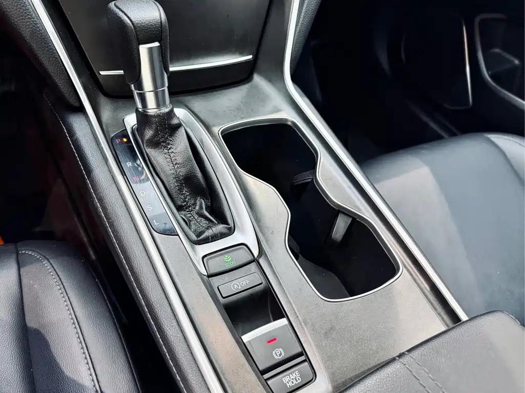 Honda Honda Accord 2022 260TURBO Luxury Edition 2022 - thumbnail 5