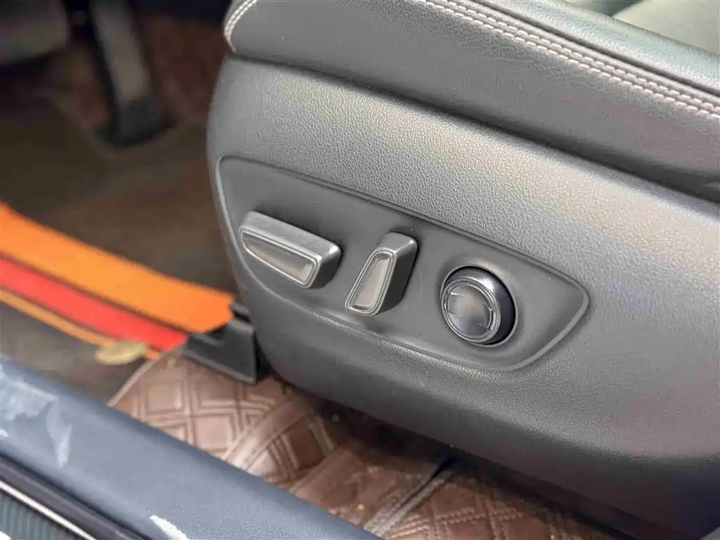 Toyota RAV4 2023 2.0L CVT 2WD Fashion Plus Edition 2024 - thumbnail 17