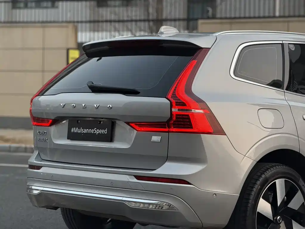 Volvo Volvo XC60 Plug-in Hybrid 2024 T8 AWD Long Range Luxury Edition 2024 - thumbnail 6