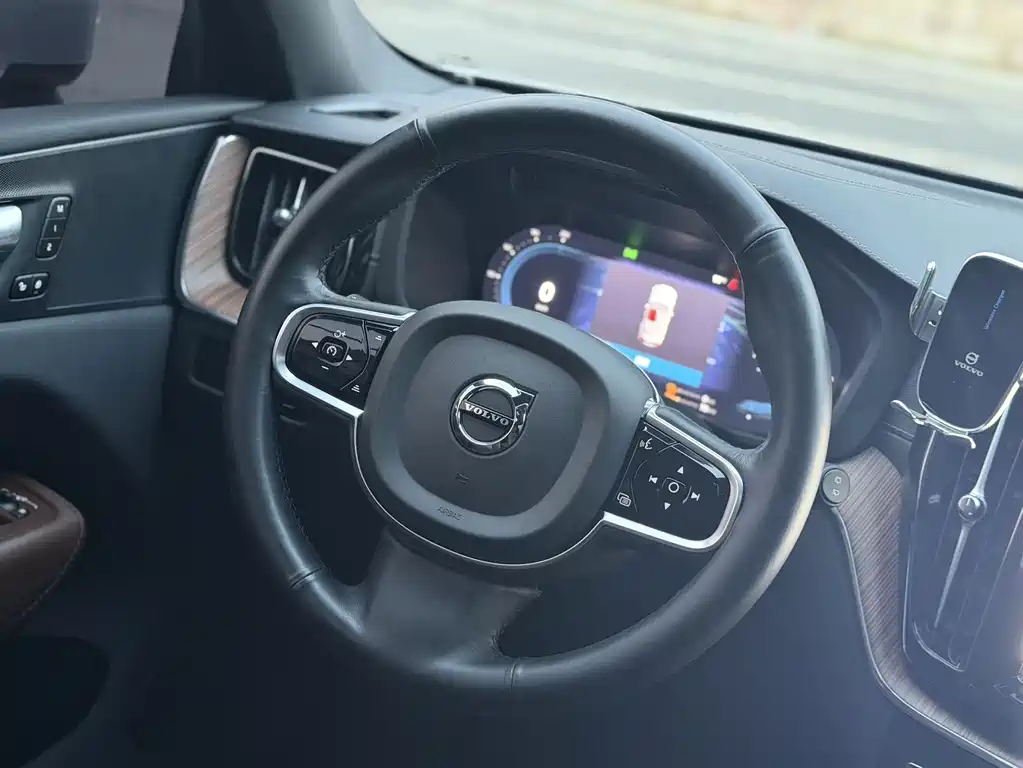 Volvo Volvo XC60 Plug-in Hybrid 2024 T8 AWD Long Range Luxury Edition 2024 - thumbnail 11