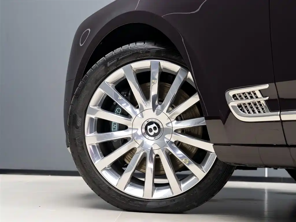 Bentley Mulsanne 2017 6.8T Long Wheelbase Edition 2019 - thumbnail 5