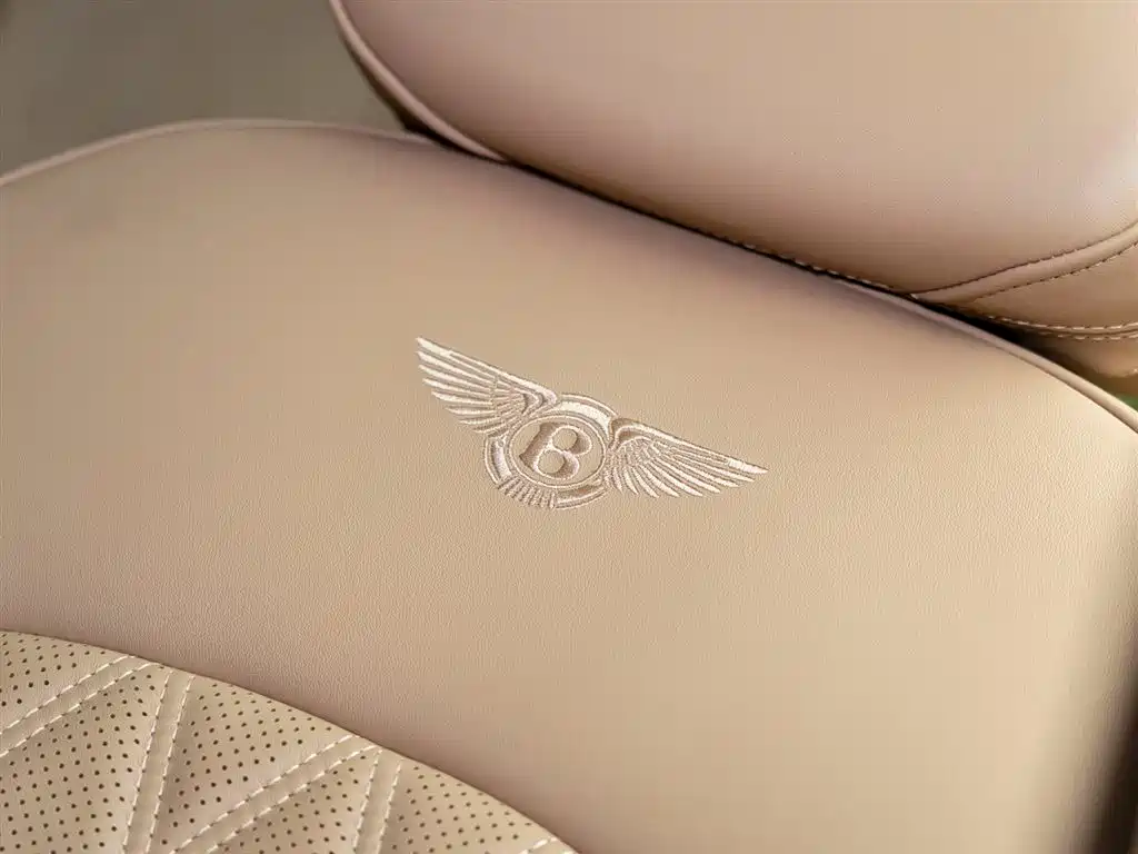 Bentley Mulsanne 2017 6.8T Long Wheelbase Edition 2019 - thumbnail 23