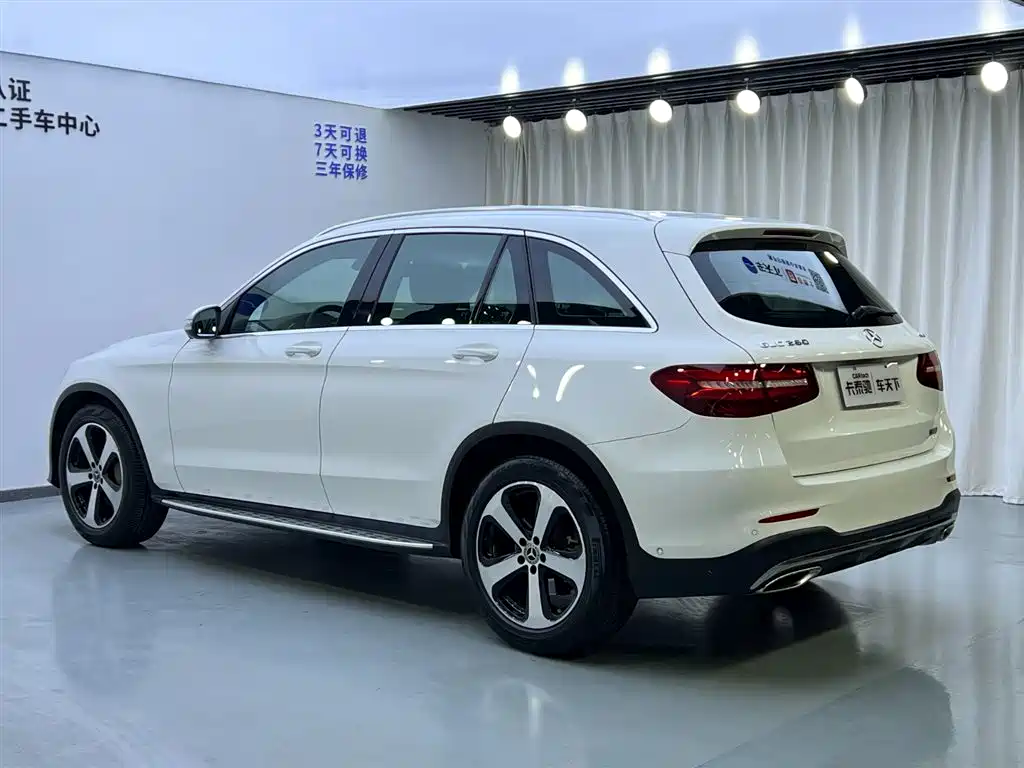Mercedes-Benz Mercedes-Benz GLC 2018 GLC 260 4MATIC Luxury Edition 2018 - thumbnail 5